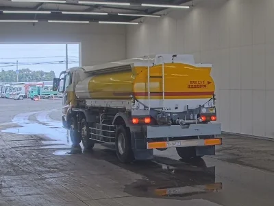 MITSUBISHI FUSO SUPER GREAT