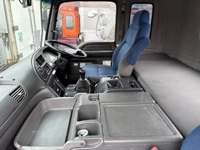 ISUZU GIGA
