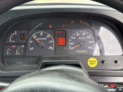 ISUZU GIGA