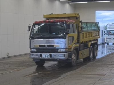NISSAN UD