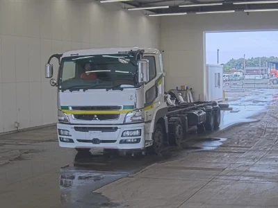 MITSUBISHI FUSO SUPER GREAT