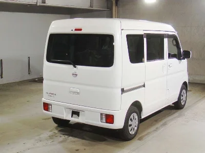 NISSAN CLIPPER VAN