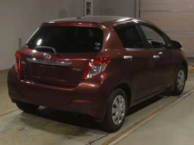 TOYOTA VITZ