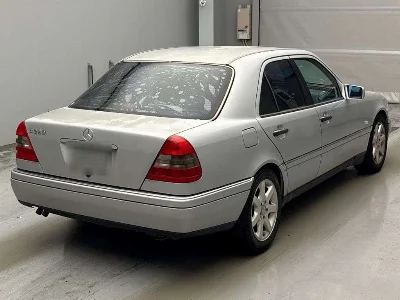MERCEDES BENZ C CLASS