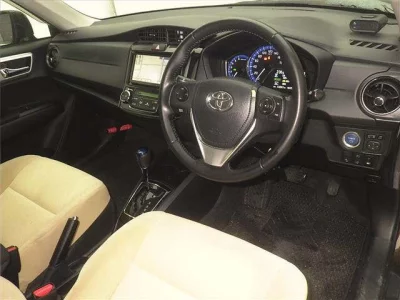 TOYOTA COROLLA AXIO