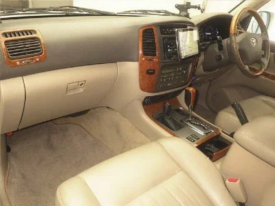 TOYOTA LAND CRUISER