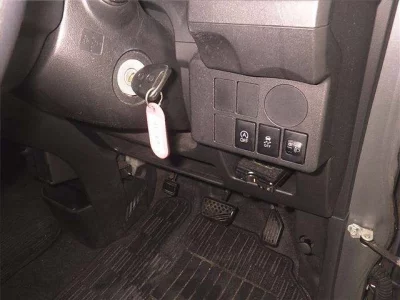 TOYOTA PIXIS MEGA