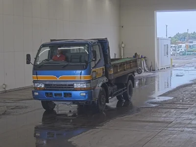 MITSUBISHI FUSO FIGHTER MIGNON
