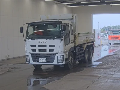 ISUZU GIGA