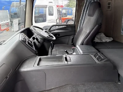 MITSUBISHI FUSO SUPER GREAT