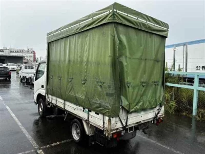 TOYOTA DYNA