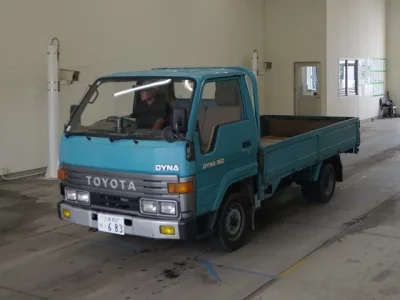 TOYOTA DYNA