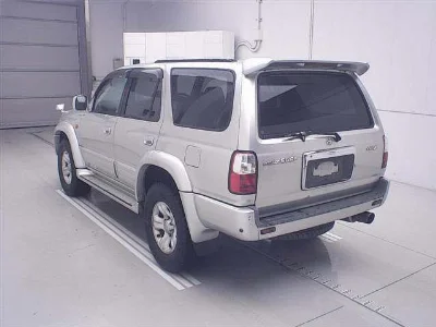 TOYOTA HILUX SURF