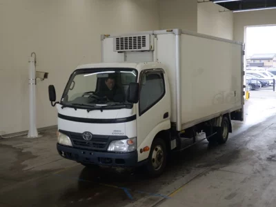 TOYOTA DYNA