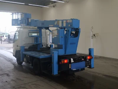 MITSUBISHI CANTER