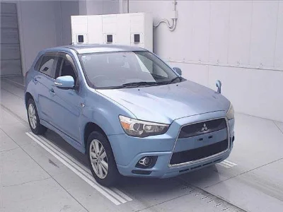 MITSUBISHI RVR