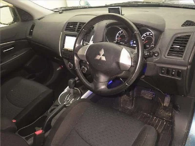 MITSUBISHI RVR