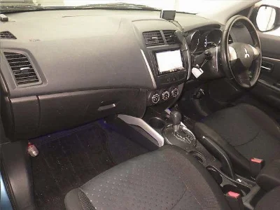 MITSUBISHI RVR
