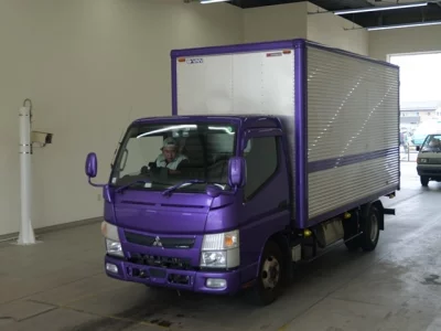 MITSUBISHI CANTER