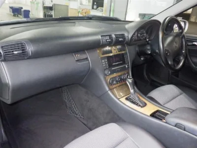 MERCEDES BENZ C CLASS