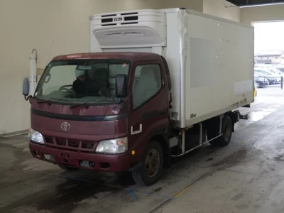 TOYOTA DYNA
