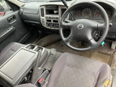 NISSAN CARAVAN