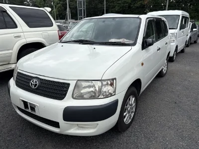 TOYOTA SUCCEED