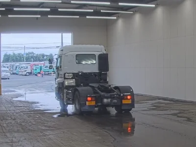 ISUZU GIGA