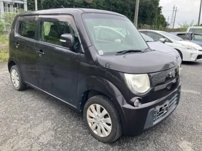 SUZUKI MRWAGON