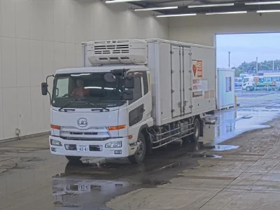 NISSAN UD
