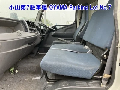 MITSUBISHI CANTER