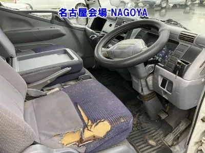 MITSUBISHI FUSO CANTER GUTS