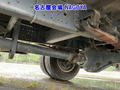 MITSUBISHI CANTER