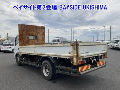 MITSUBISHI CANTER