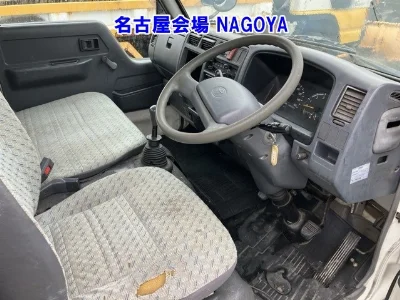 TOYOTA DYNA