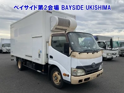 TOYOTA DYNA