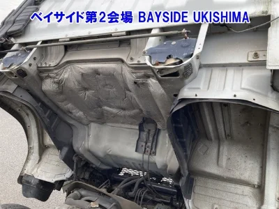 MITSUBISHI CANTER