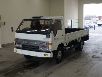 TOYOTA DYNA