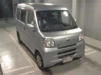 TOYOTA PIXIS VAN