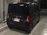 Цена авто Daihatsu Tanto с аукционов Японии, номер кузова LA600S, пробег 68 000, оценка 6