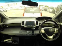Honda Freed Spike