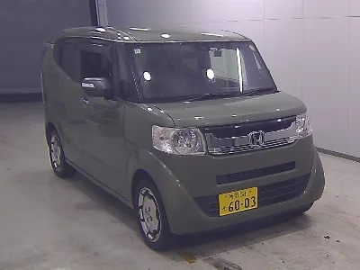 HONDA N BOX SLASH