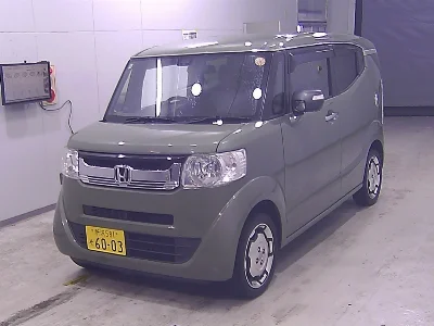 HONDA N BOX SLASH