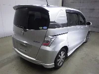 Цена авто Honda Freed Spike с аукционов Японии, номер кузова GP3, пробег 188 000, оценка 2