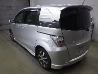 Цена авто Honda Freed Spike с аукционов Японии, номер кузова GP3, пробег 188 000, оценка 2
