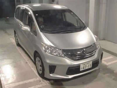 HONDA FREED