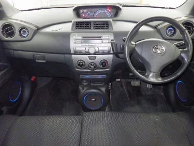TOYOTA BB