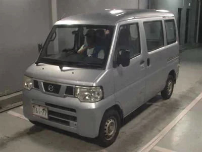 NISSAN CLIPPER VAN