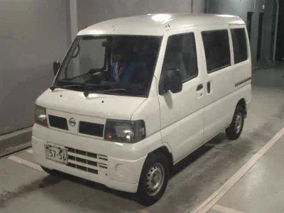 NISSAN CLIPPER VAN