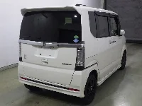 Цена авто Honda N-Box с аукционов Японии, номер кузова JF2, пробег 121 000, оценка 8